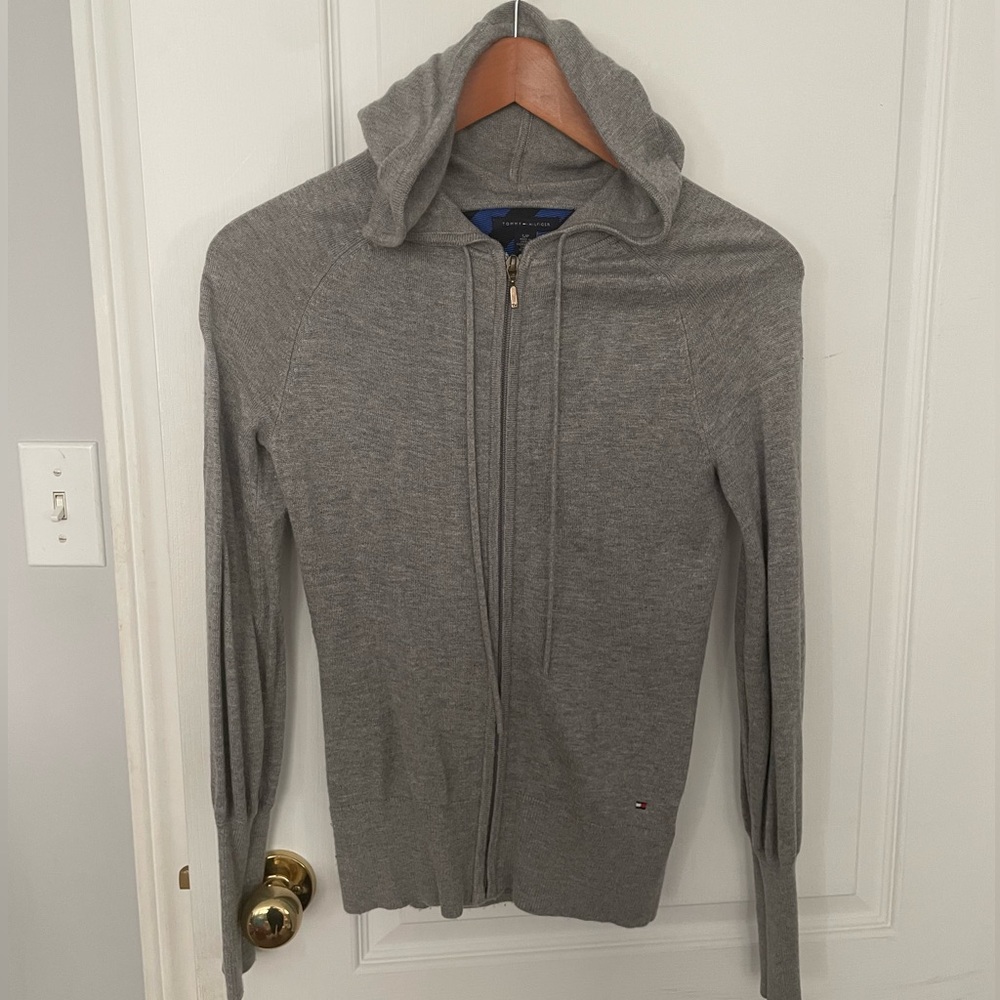 TOMMY HILFIGER WOMEN’S FULL ZIP FINE KNIT HOODED SWEATER